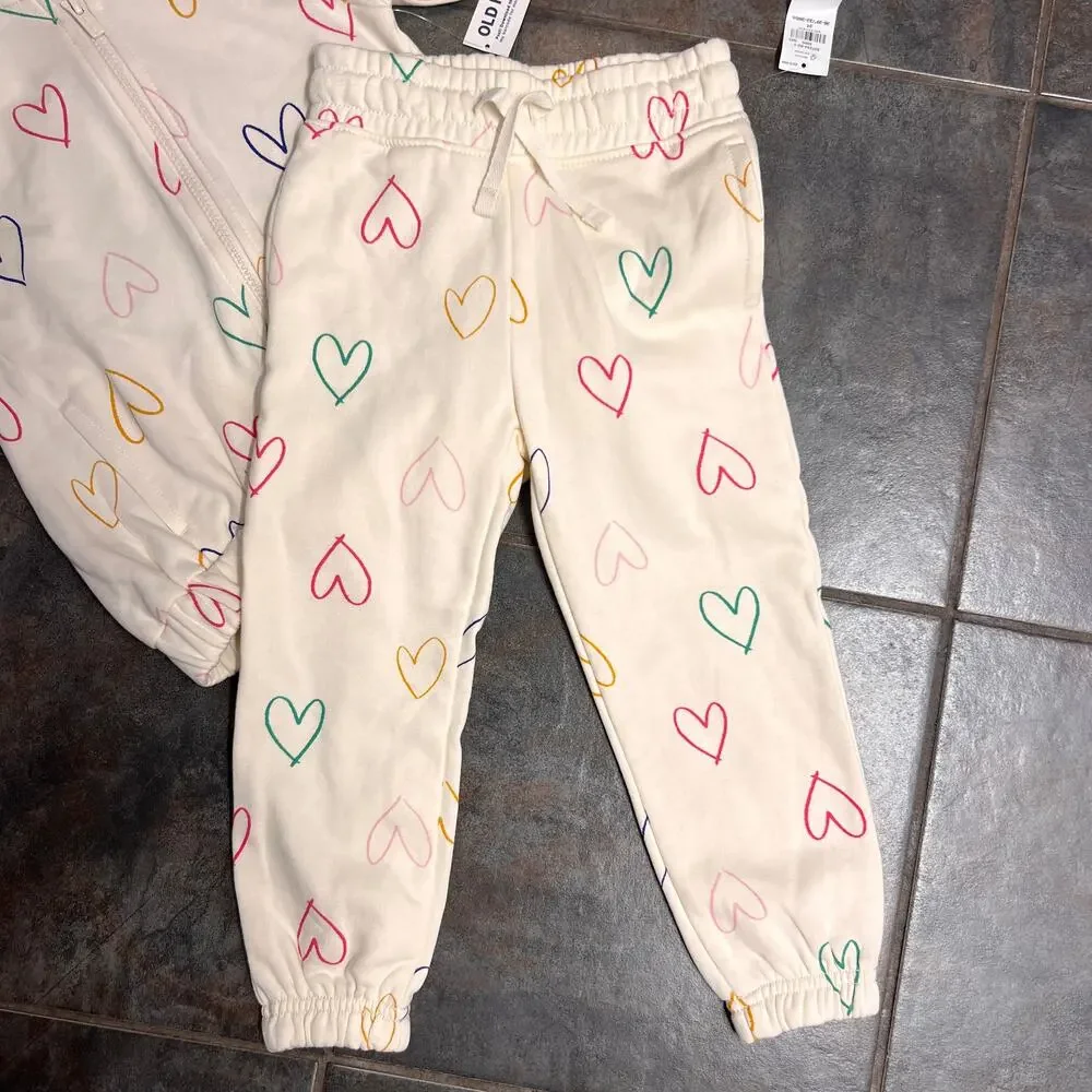 Old Navy get ready